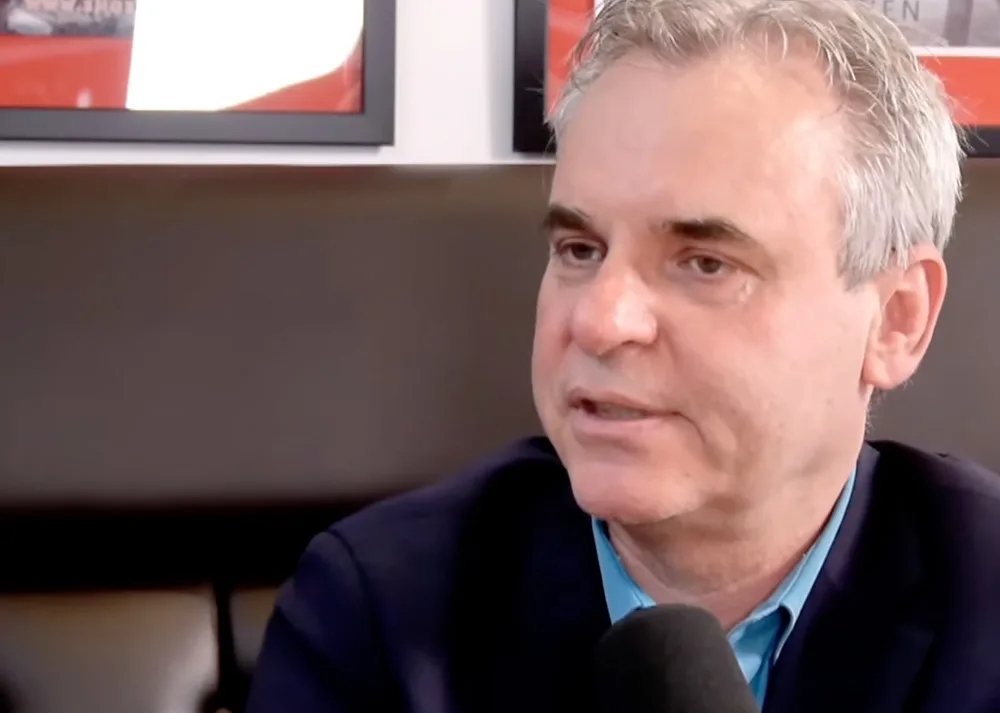 Prof. Dr. Frank Überall im Gespräch mit David Odenthal im Podcast TRIEBWERK